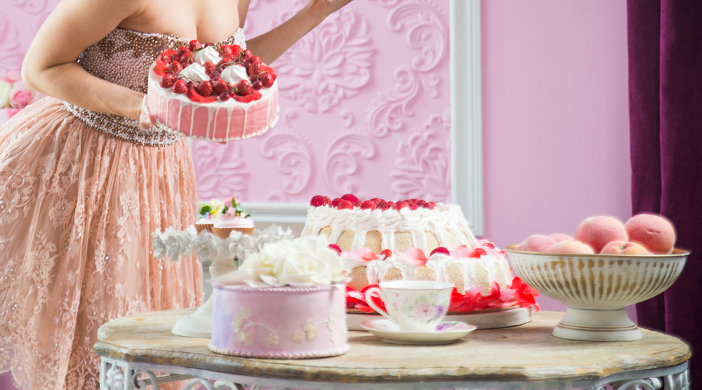Wet and messy cake sploshing fantasy