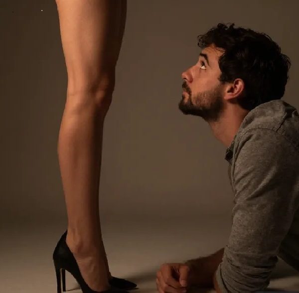 Chrissy’s Loves to punish a cheating husband