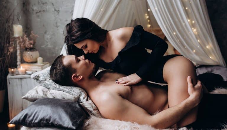 Girlfriend experience sensual tease