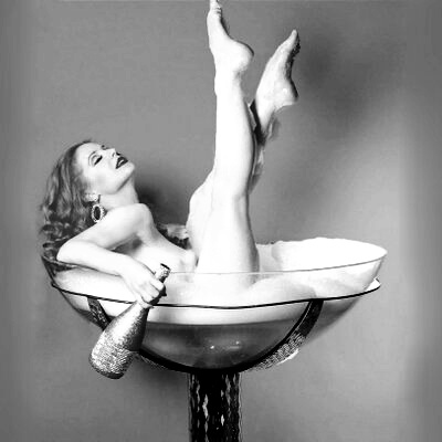 kinky slutty show girl